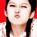 还是鬼鬼好,我最喜欢鬼鬼了  亲一个哈,鬼鬼