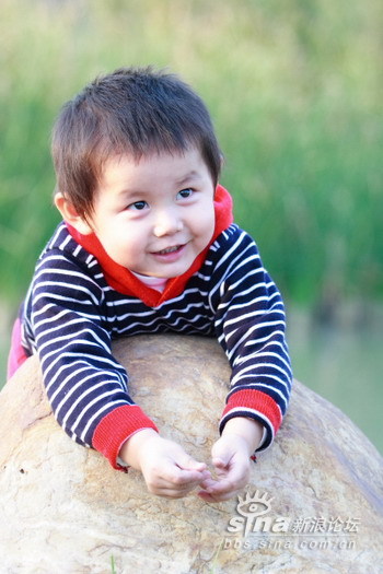 怎么引导宝宝开始笑 1485963537_8eaff34e5eeabc94f2685b909bda1a58.jpg
