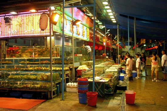香港西贡海鲜一条街_越南香水西贡小姐照片_海鲜美食图片(2)