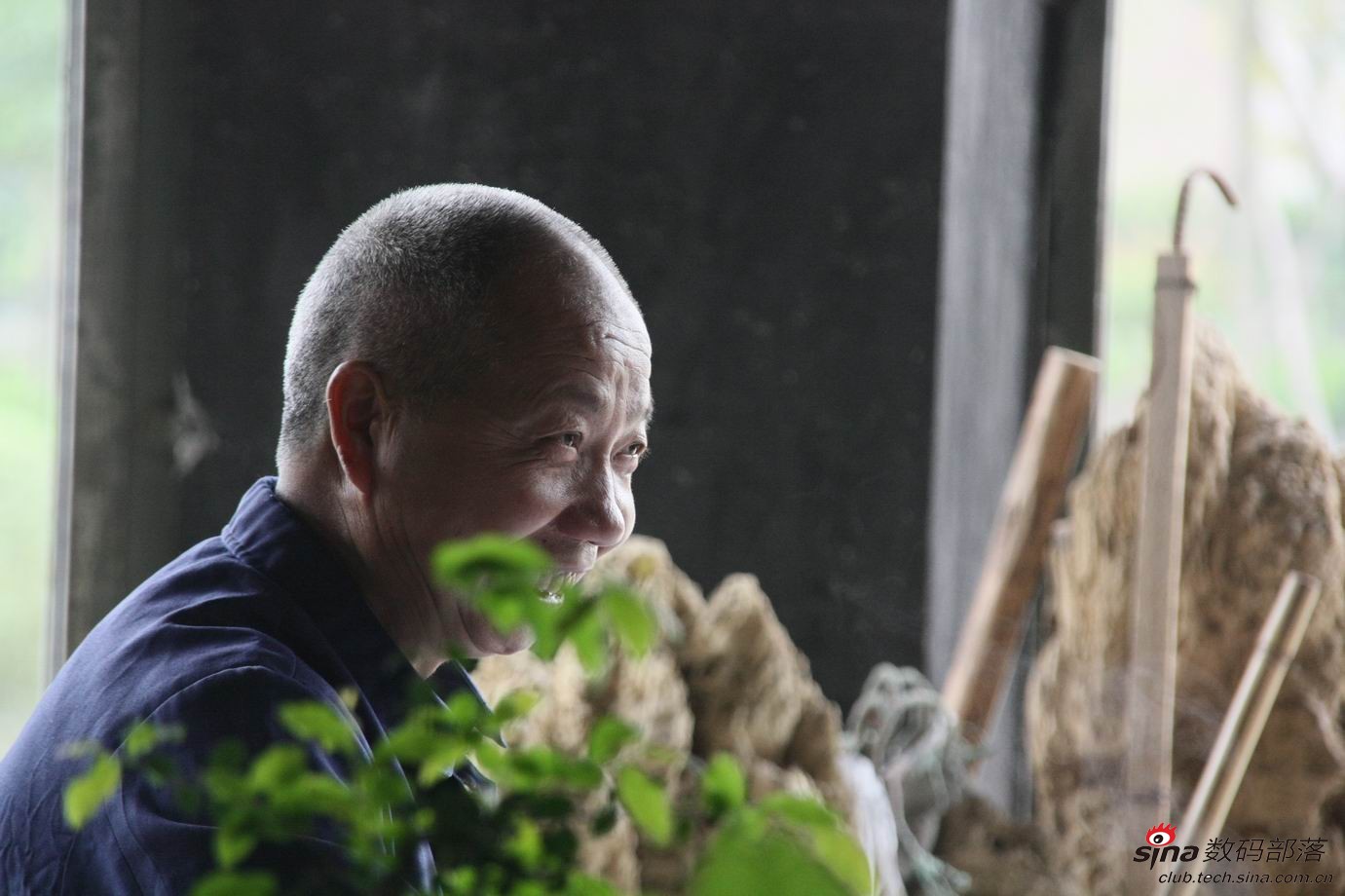 晒单: 佳能EOS 450D单反机身+适马AF18-200