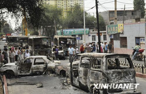 乌鲁木齐打砸抢烧事件致156人死亡1080人受伤