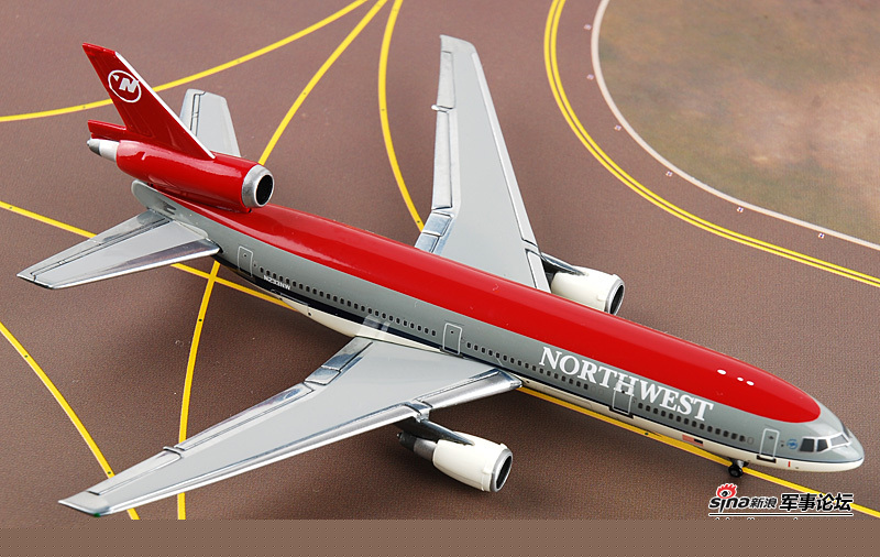 GeminiJets 美国西北航空 DC-10-30_航空模型